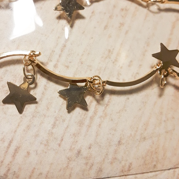 Simple Gold Tiny Star Choker Chain Necklace - Picture 6 of 6